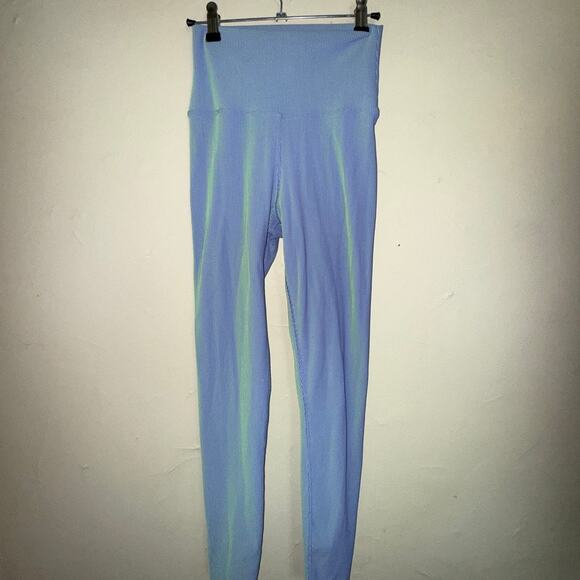 Beach Riot small - Picture 1 of 4